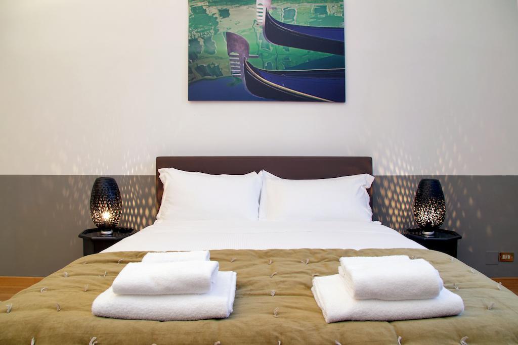 Appartement Da Sabrina Cavour 57 à Rome Extérieur photo