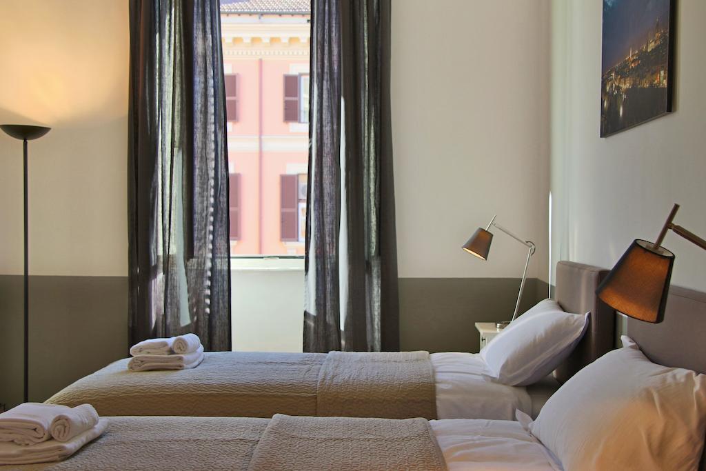 Appartement Da Sabrina Cavour 57 à Rome Extérieur photo